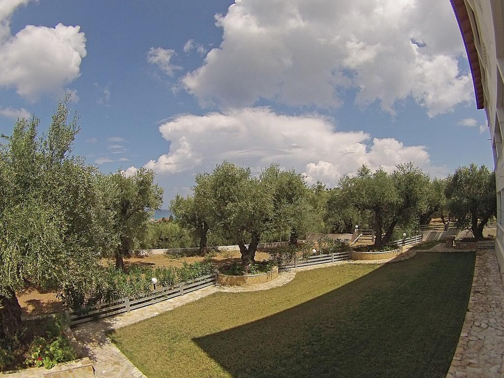 Pouliezos Koklanis Zante Apartments Аликес Екстериор снимка