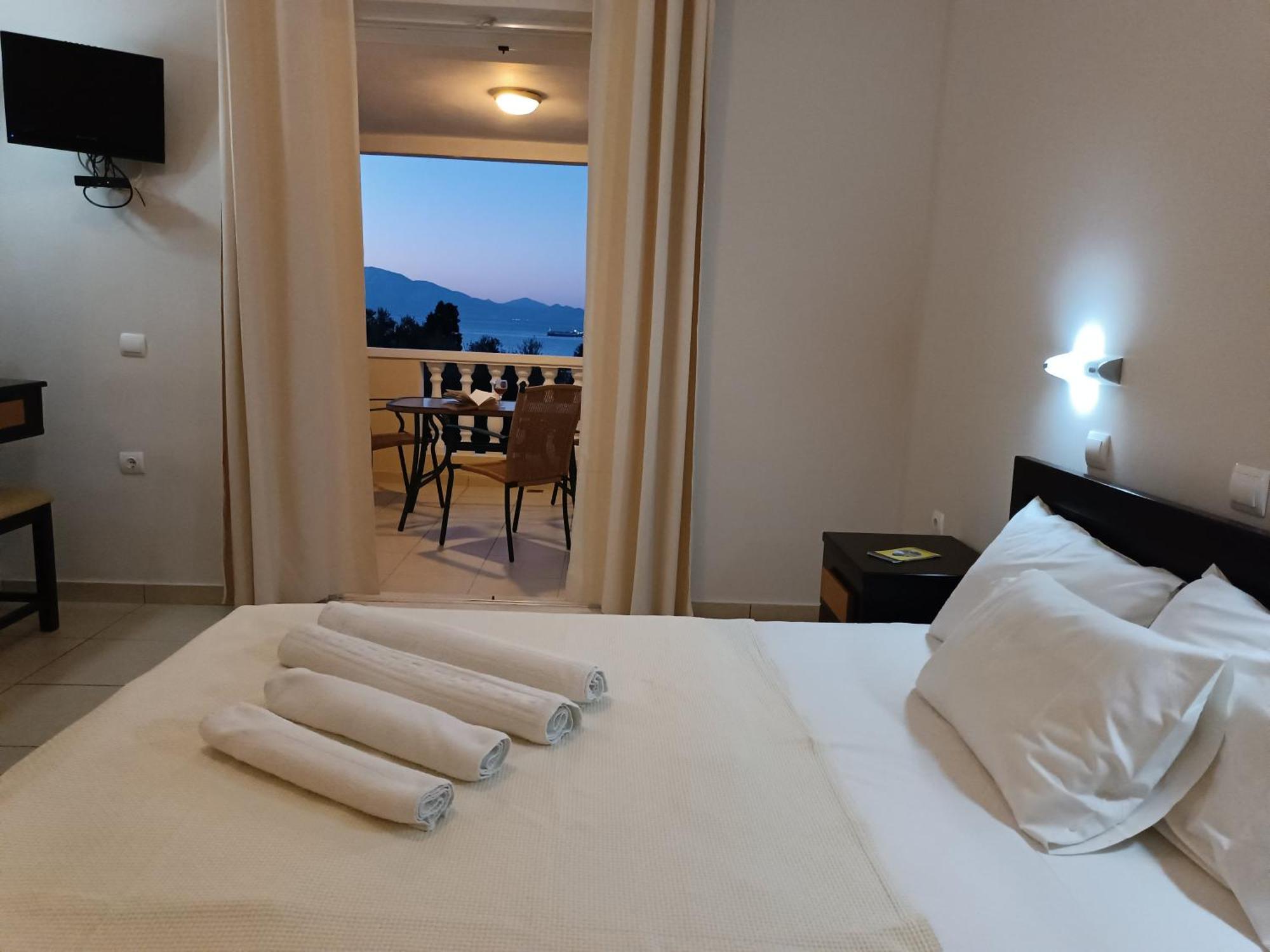 Pouliezos Koklanis Zante Apartments Аликес Екстериор снимка