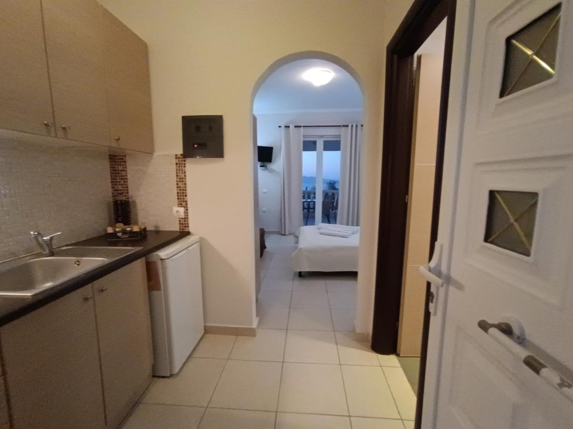 Pouliezos Koklanis Zante Apartments Аликес Екстериор снимка