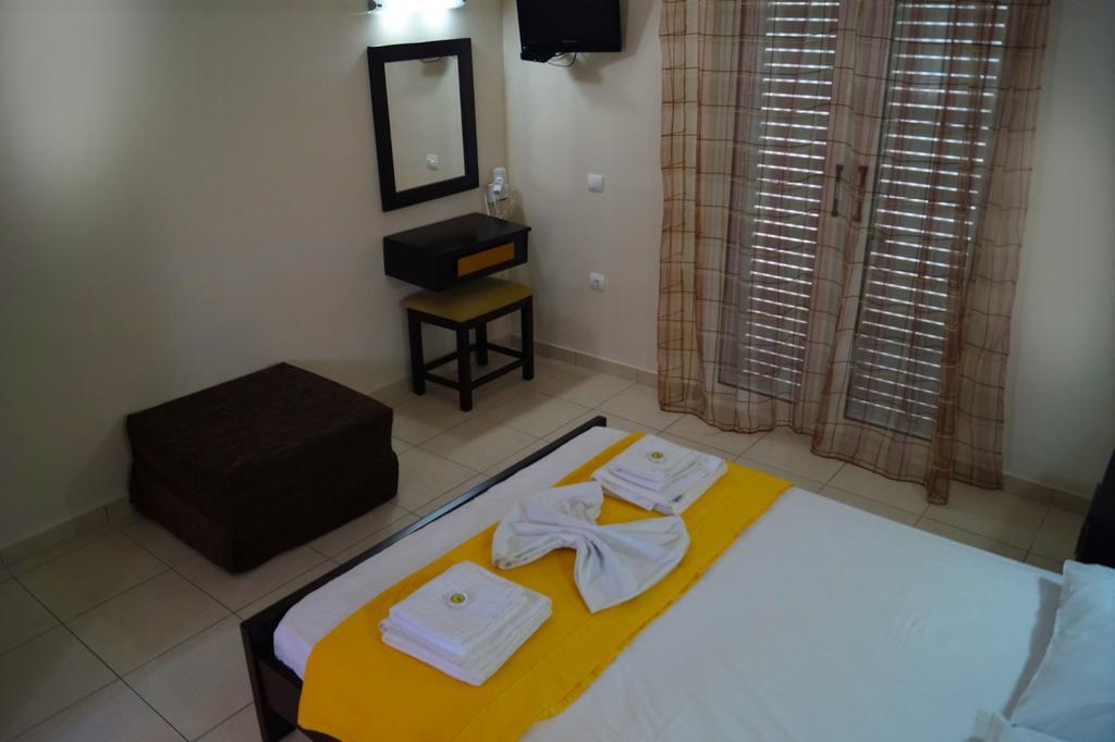 Pouliezos Koklanis Zante Apartments Аликес Екстериор снимка