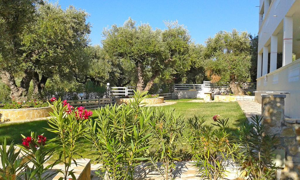 Pouliezos Koklanis Zante Apartments Аликес Екстериор снимка